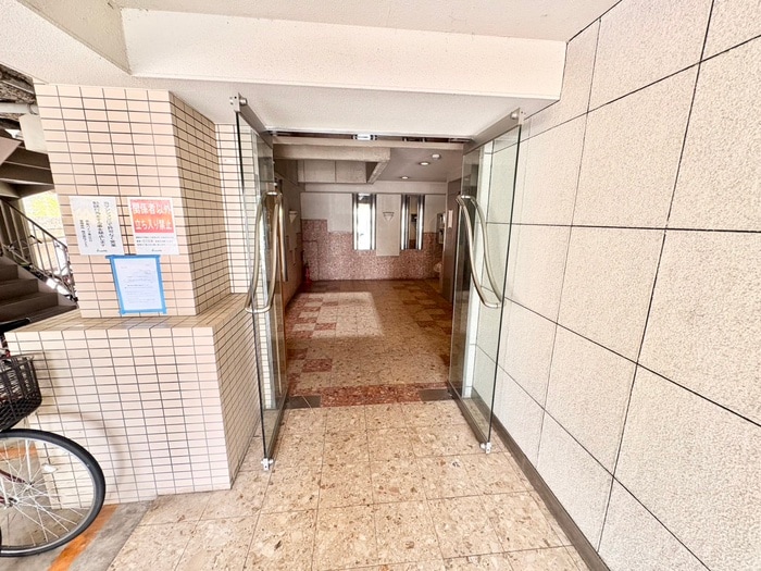 エントランス部分 メイワハイツ南江口