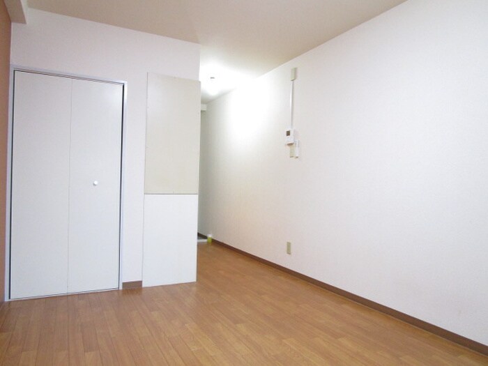 居室 メイワハイツ南江口