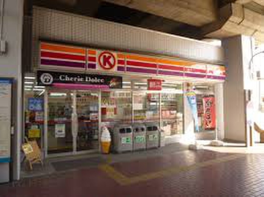 サークルＫ 南海湊駅前店(コンビニ)まで91m アンジュリナ