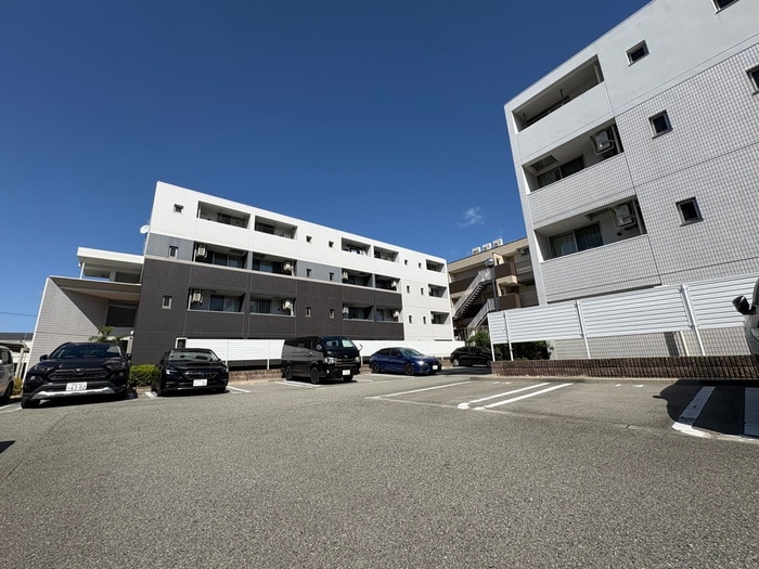 駐車場 パル池田２