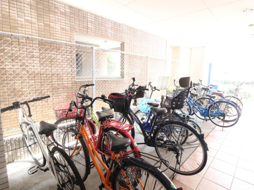 駐輪場 サンライズ住吉