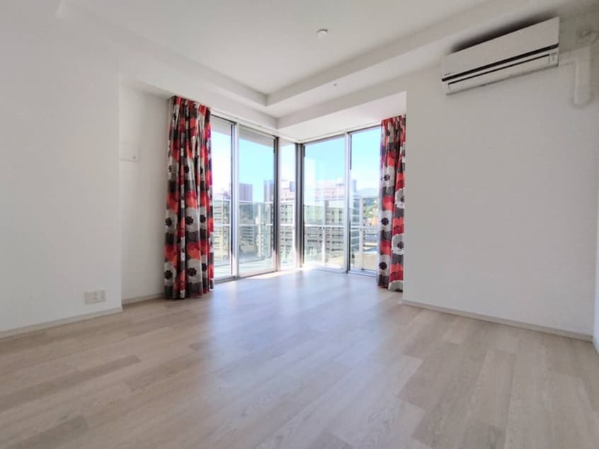 居室 プラウドタワー神戸県庁前(1301)