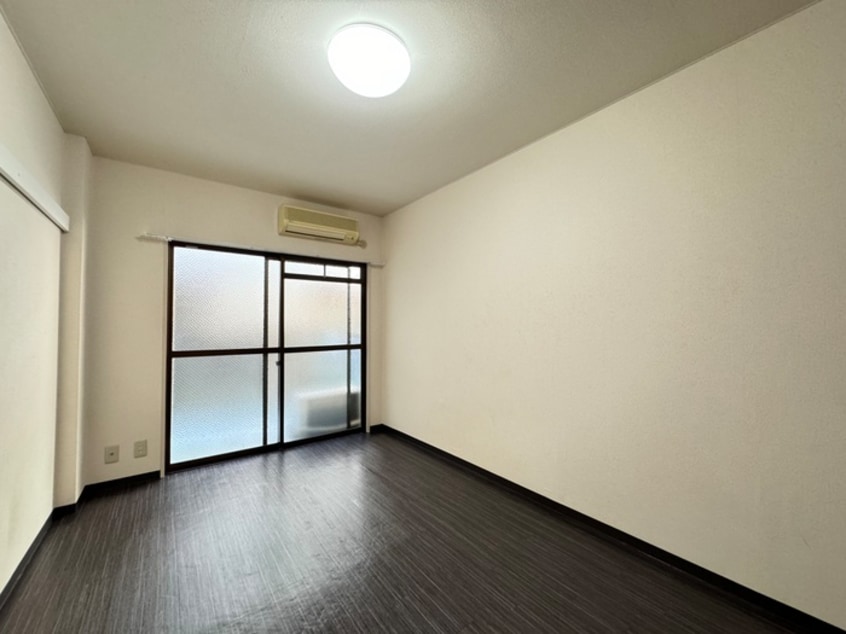 居室 ON ハイツ 甲東園