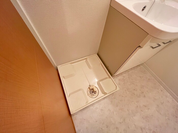 洗濯機置場 アドバンス三宮Ⅲリンクス(1102)