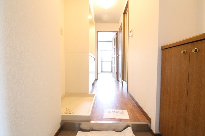 玄関 ﾉﾙﾃﾞﾝﾊｲﾑﾘﾊﾞ-ｻｲﾄﾞ天神橋A棟