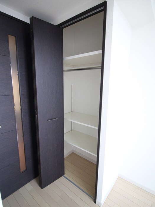 収納 エスティメゾン京橋