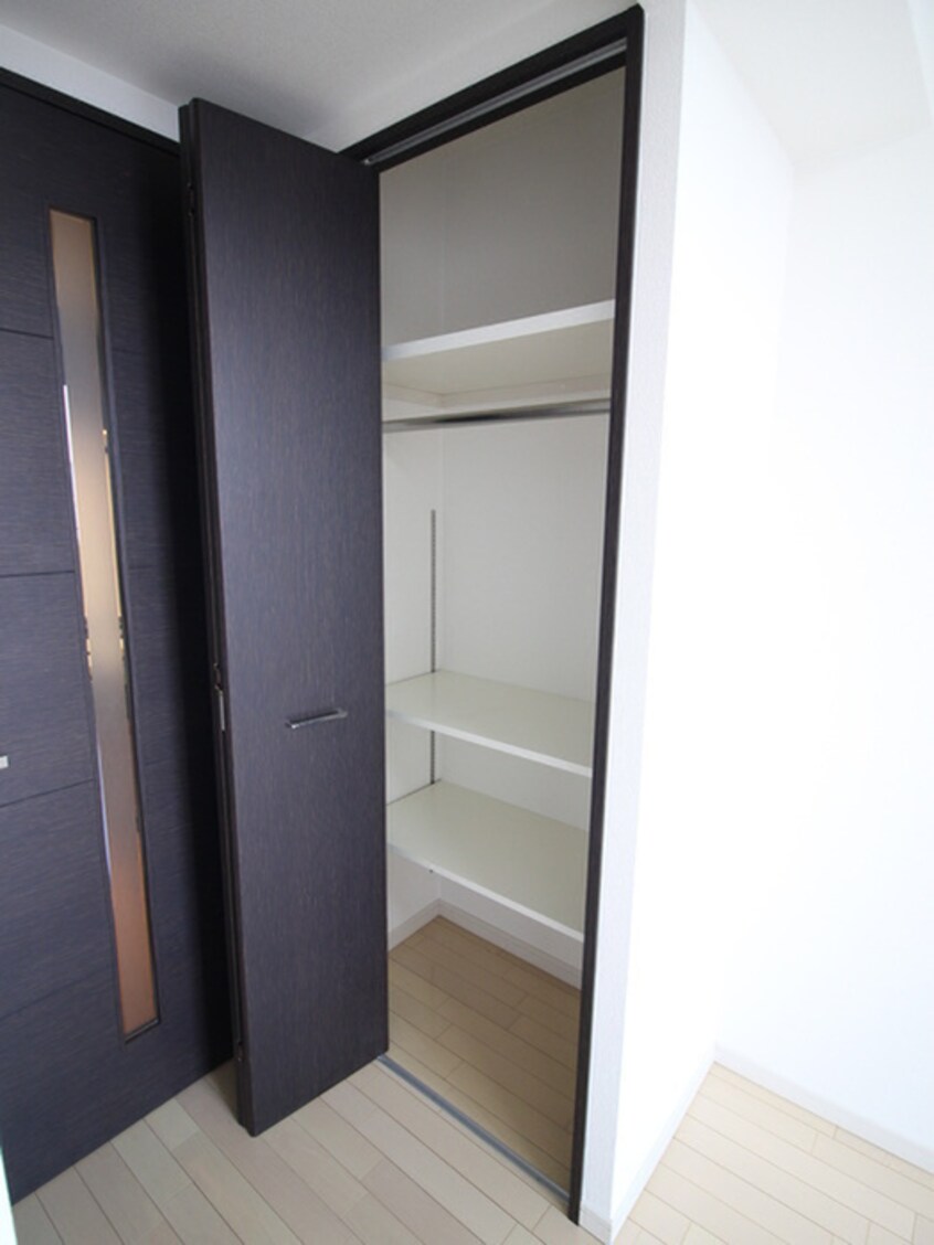 収納 エスティメゾン京橋