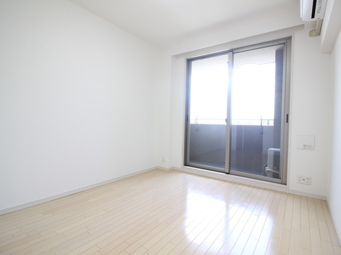 居室 エスティメゾン京橋