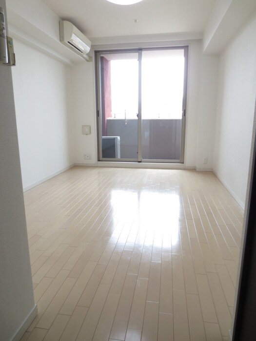 居室 エスティメゾン京橋