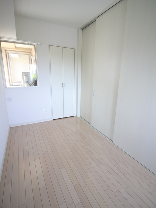 居室 ビバ－チェ片町