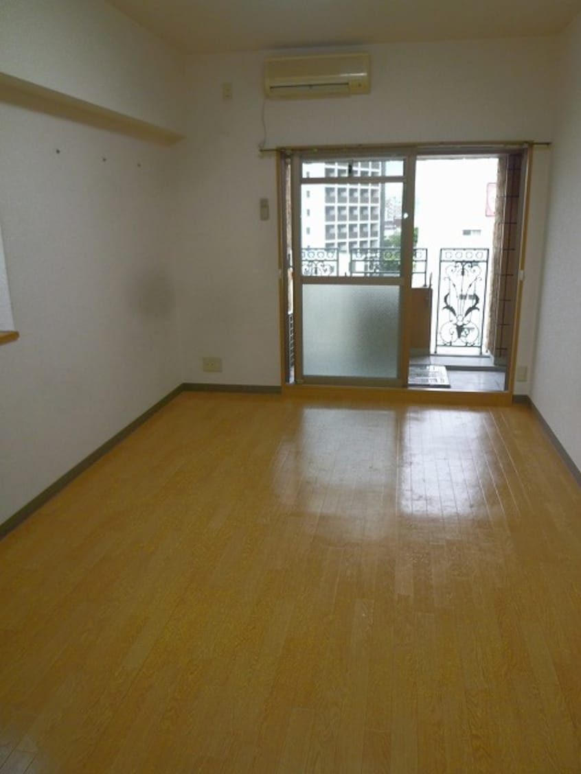 居室 Ｗｉｎ　Ｒｏａｄ　Ｅｓａｋａ