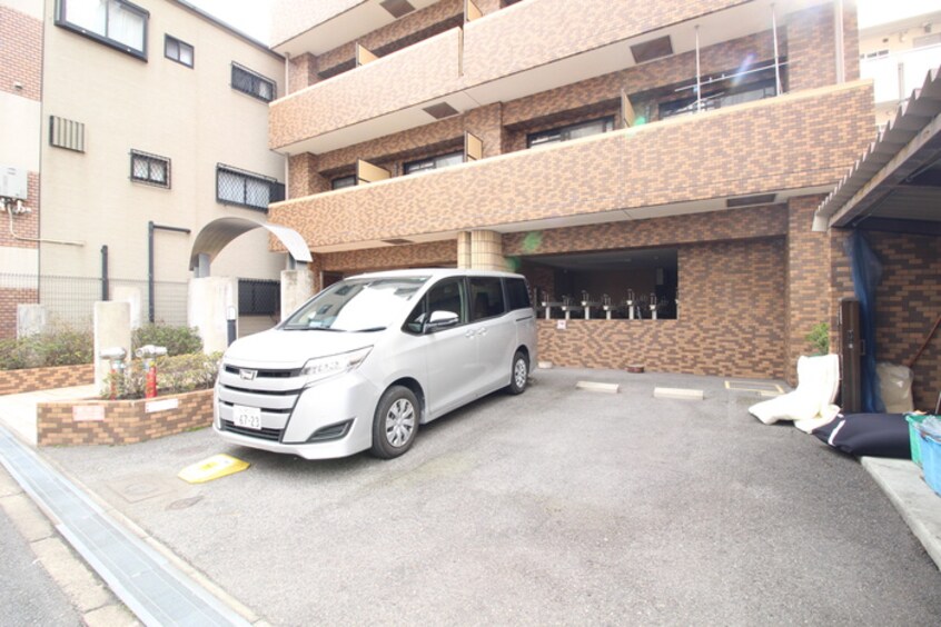 駐車場 アスリ－ト新大阪Ⅱ番館