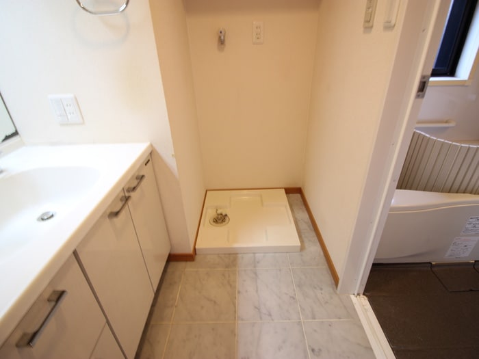 洗濯機置場 リーガル四ツ橋Ⅱ（602）