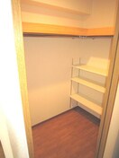 収納 天満リバ－サイドプラザ