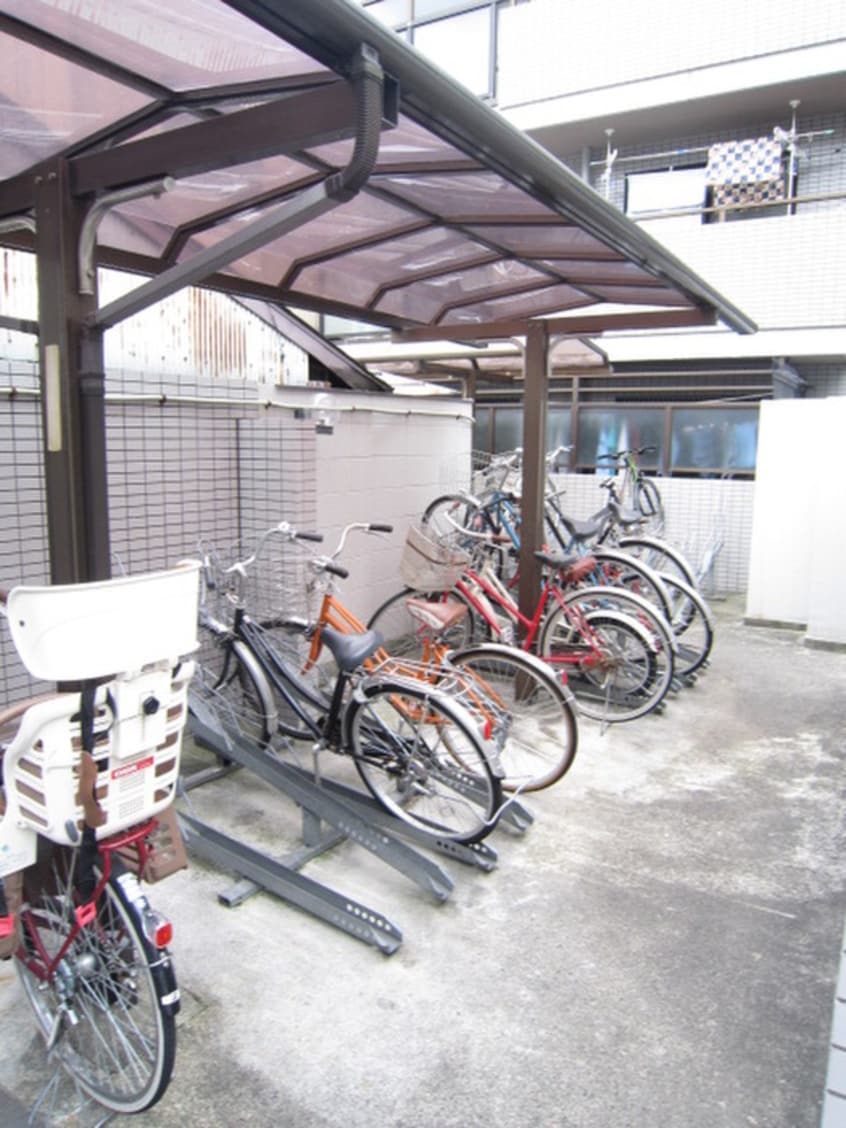 駐輪場 聖護院谷口マンション