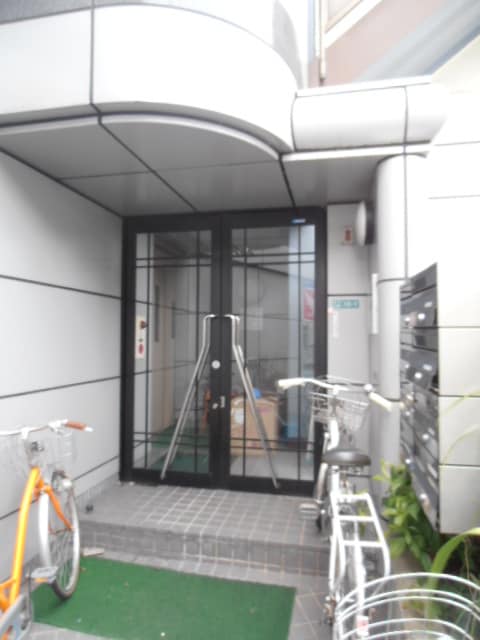エントランス部分 ベルメゾン