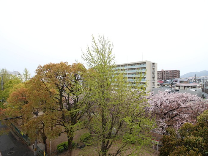 室内からの展望 ハイツ西六甲