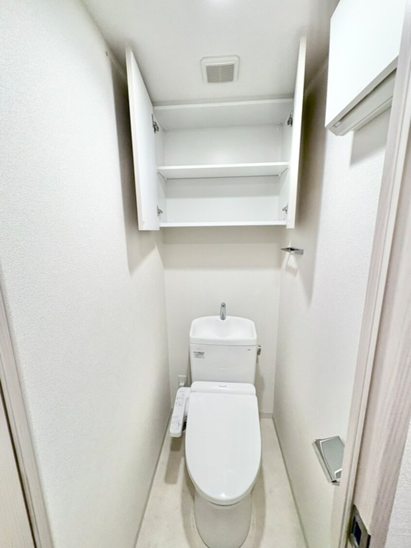 トイレ ﾌﾟﾚｻﾝｽ立売堀ﾍﾞﾙｳﾞｨﾙ(1203)