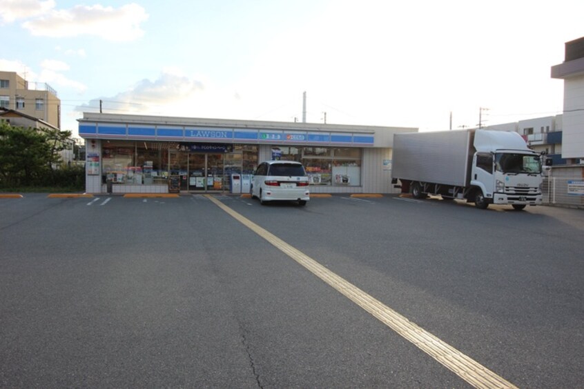 ローソン新北島６丁目店(コンビニ)まで70m エスタリオコート