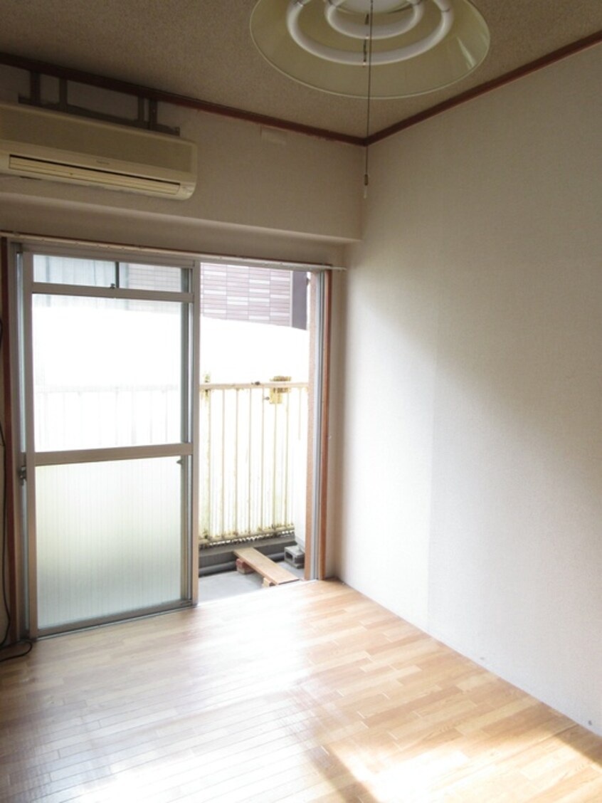 居室 フロンティア西森ビル