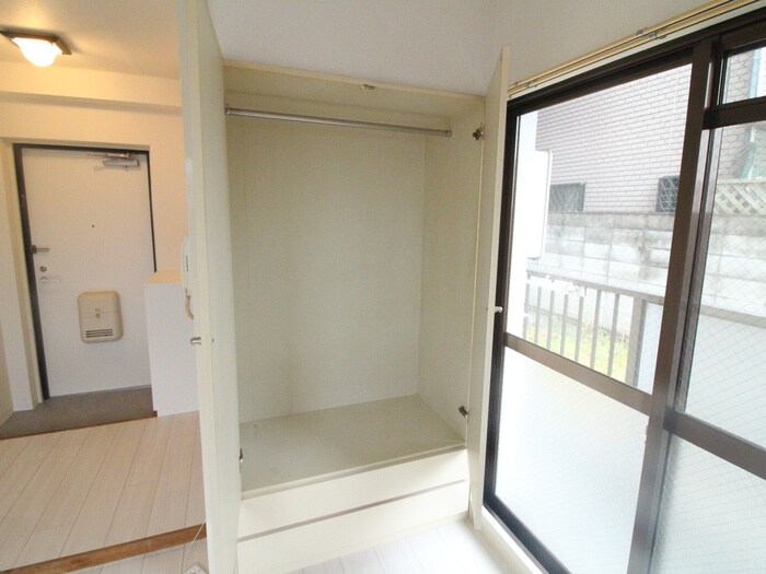 収納 ロゴス中百舌鳥