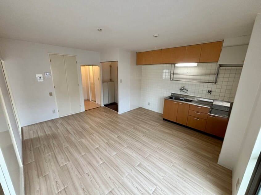 居室 プラシ－ドウエスト