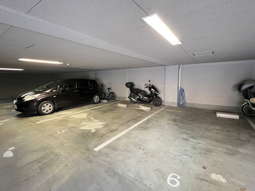 駐車場 シェリール苦楽園Ⅰ