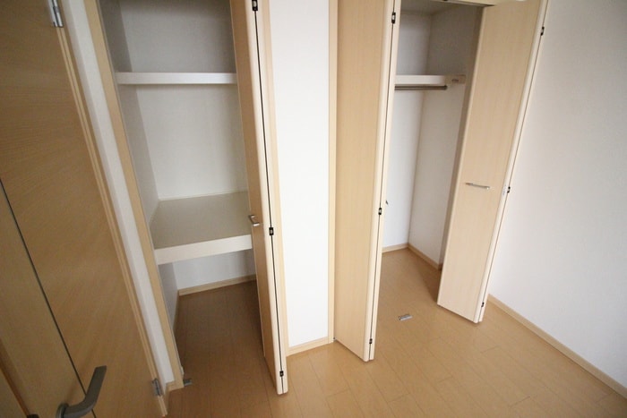 収納 エイト岡本