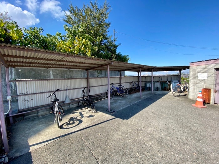 駐輪場 小林マンション