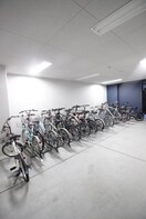 駐輪場 ﾌﾟﾚｻﾝｽ立売堀ﾍﾞﾙｳﾞｨﾙ(1402)
