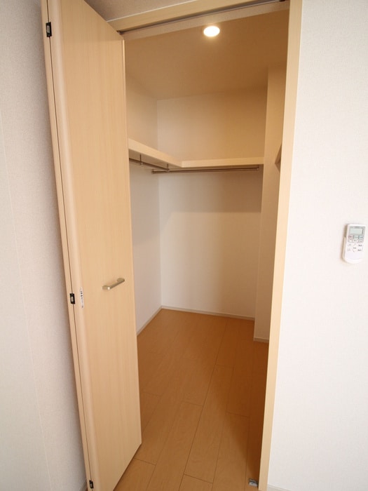 収納 メゾン　ルミエール