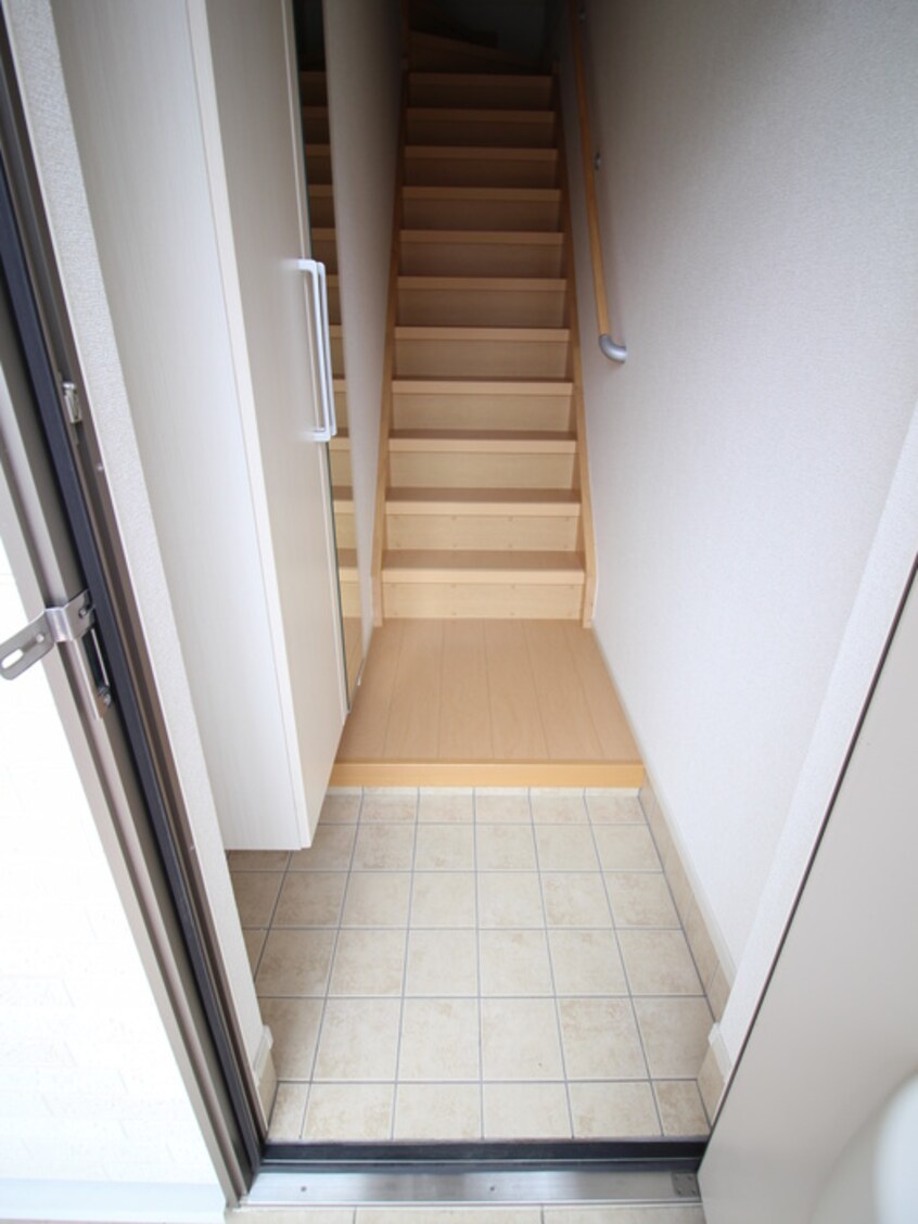 玄関 メゾン　ルミエール