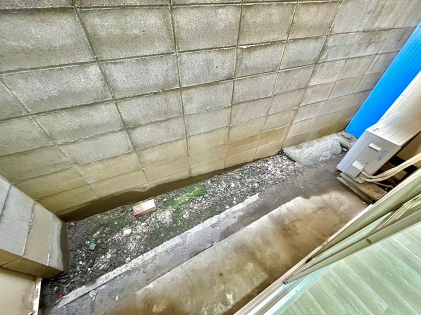 ベランダ・バルコニー 花ハイツ