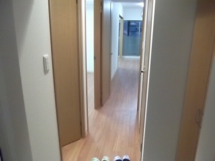 廊下 パークフラッツ尼崎
