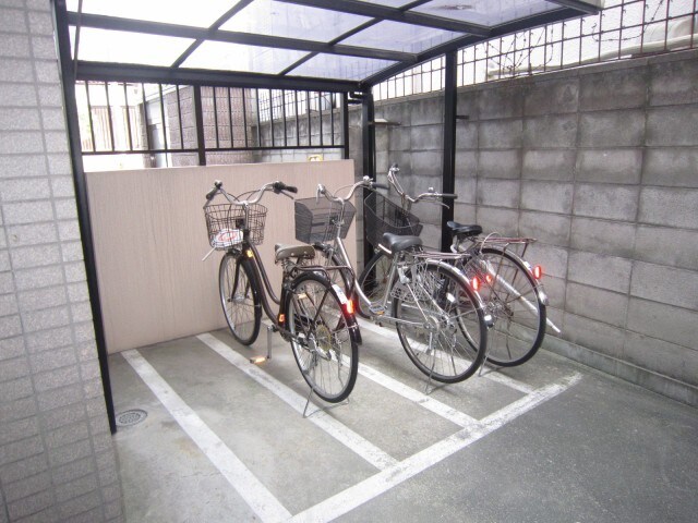 駐輪場 ＬＡＰＵＴＡ２１