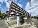 高津橋農住団地E棟の外観