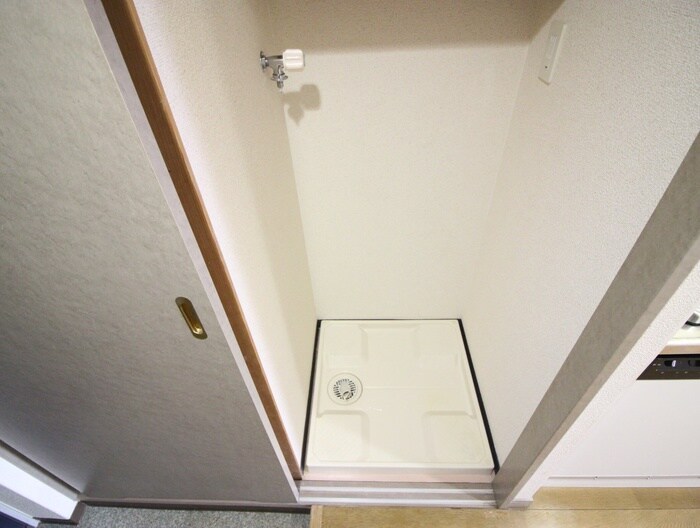 洗濯機置場 レジデンスナンワ