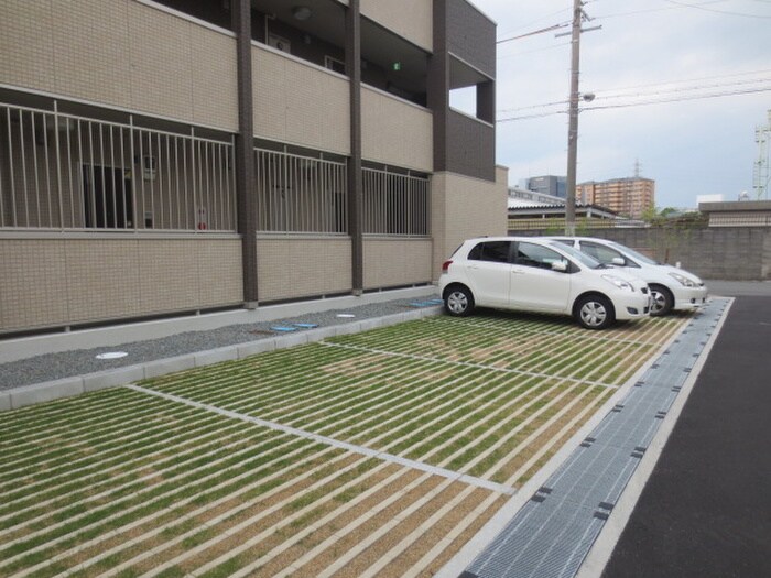 駐車場 ソレイユ硯