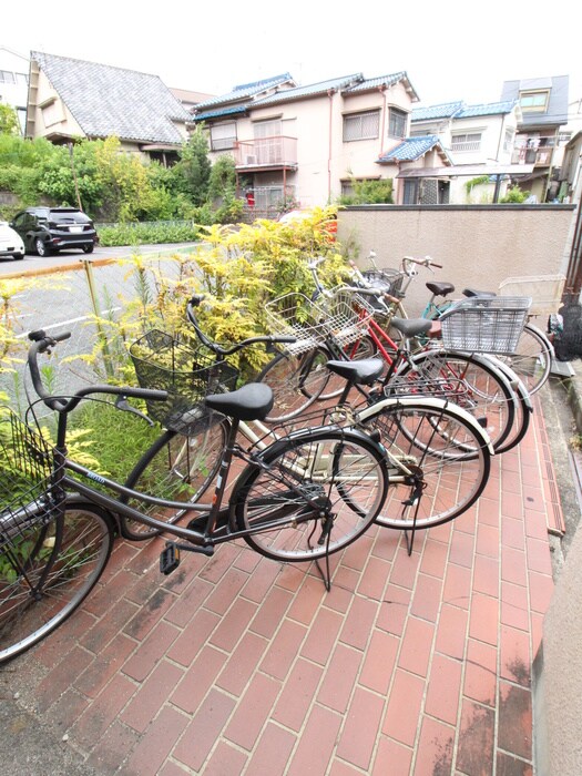 駐輪場 西島コーポラス