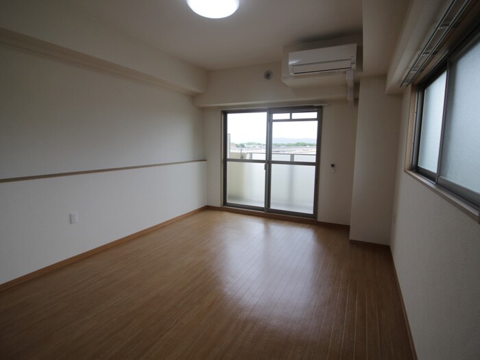 居室 アートプラザ枚方