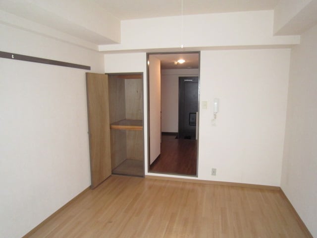 居室 Ｒｏｙａｌｅ離宮西宮