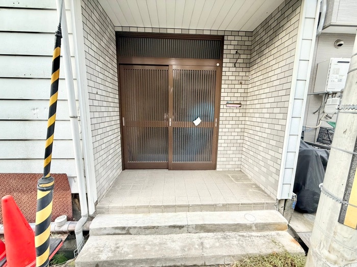 エントランス部分 枚方市伊加賀栄町戸建