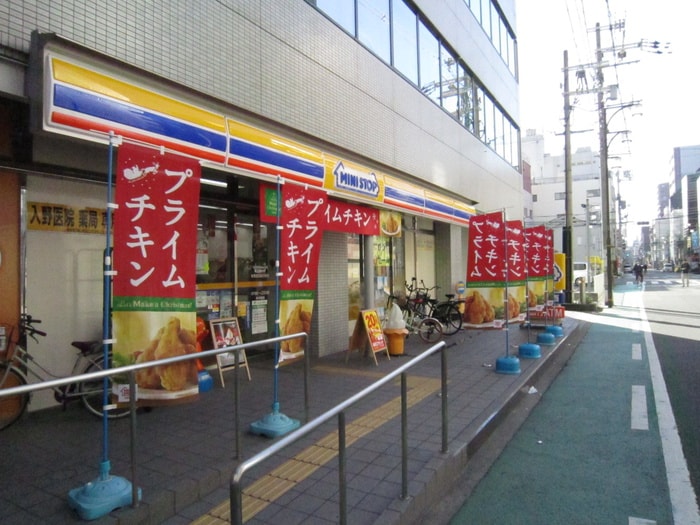 コンビニ(コンビニ)まで190m 難波ロイヤルハイツ