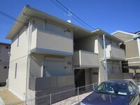 ｃｈａｒｌｅｓ