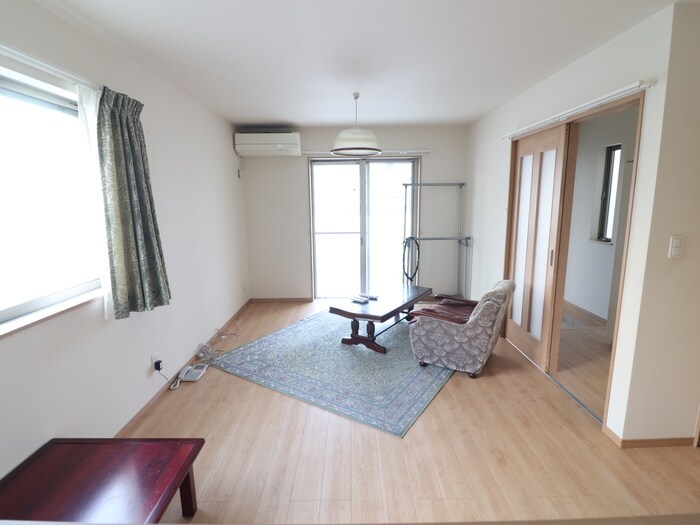 居室 尼崎市西難波町戸建