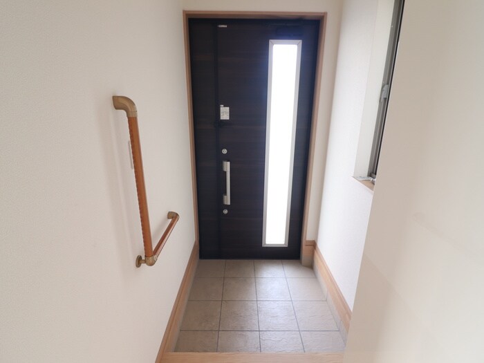 玄関 尼崎市西難波町戸建