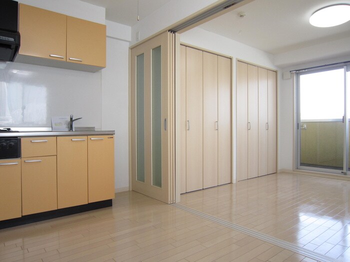 居室 Ｄ．Ｇ．ＣＯＵＲＴ