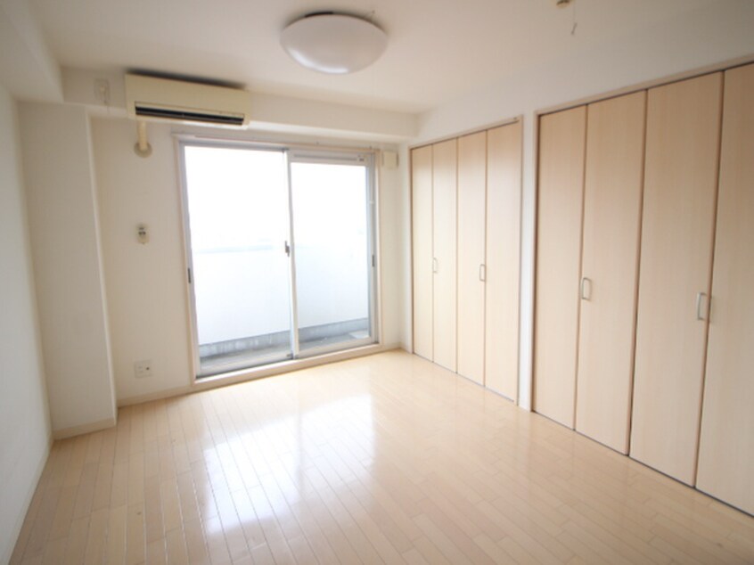 居室 Ｄ．Ｇ．ＣＯＵＲＴ