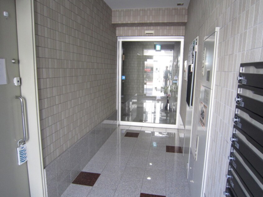 エントランス部分 Ｄ．Ｇ．ＣＯＵＲＴ