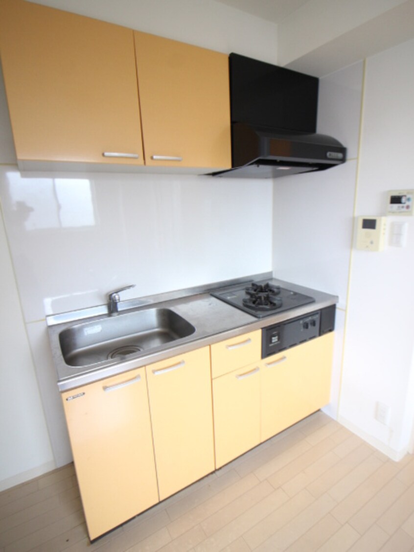 キッチン Ｄ．Ｇ．ＣＯＵＲＴ